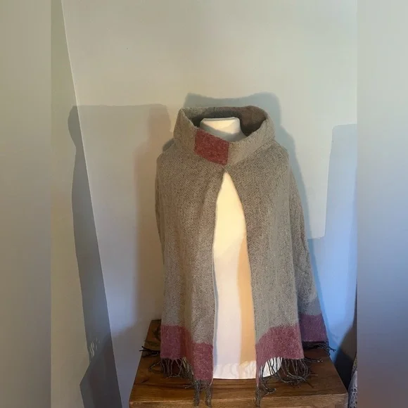 Turtle neck scarf wrap - Picture 5 of 8